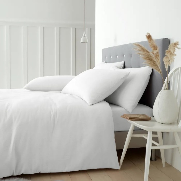 Bedding sets