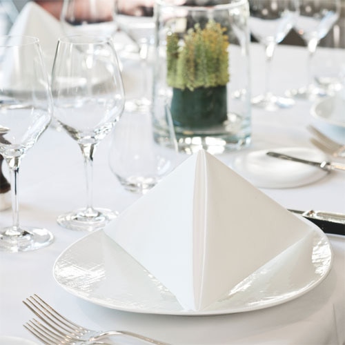 Obrúsky Linstyle PREMIUM 39 x 39cm, biele, 50 ks