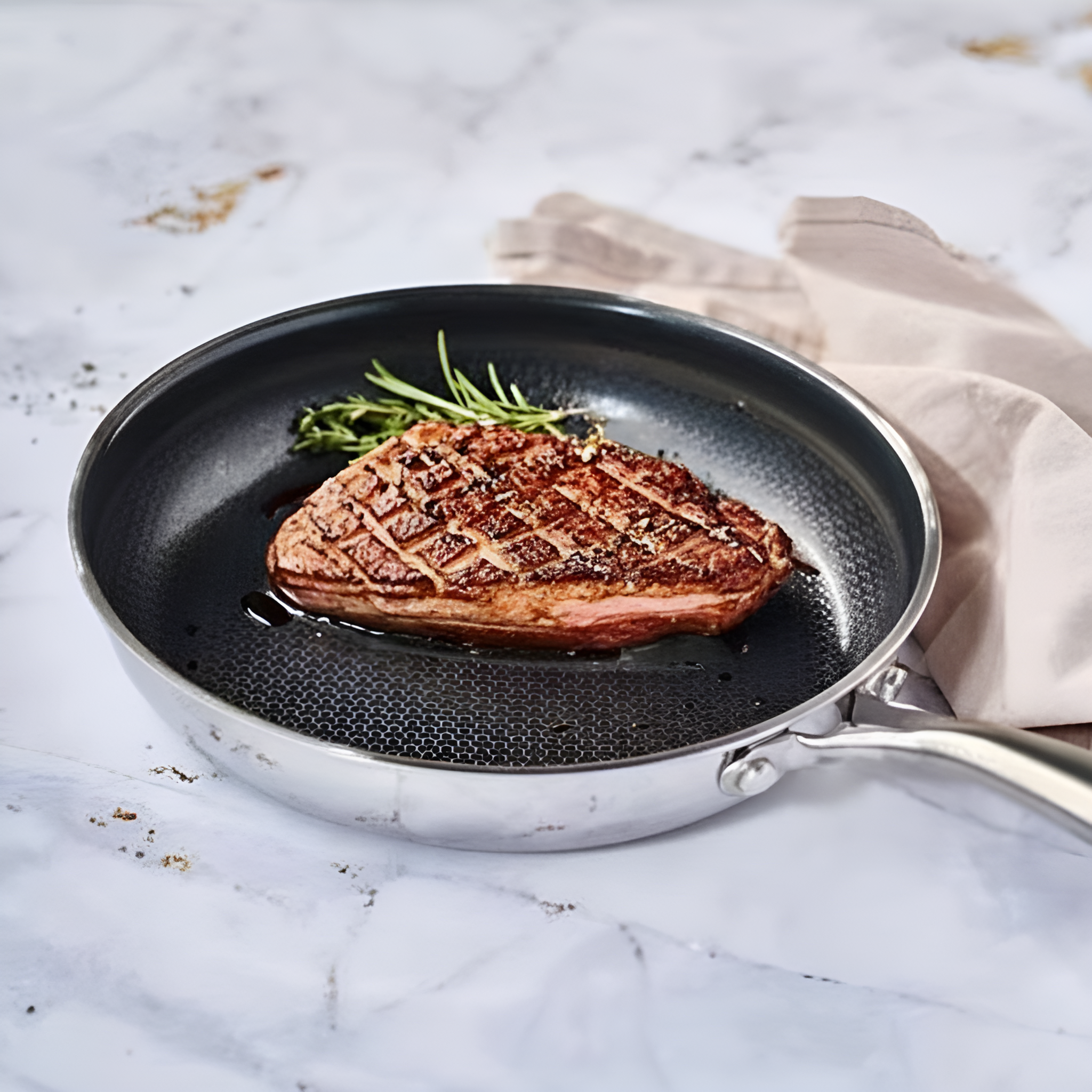 Nerezová panvica s nepriľnavým povrchom HEXAPRO, 24 cm