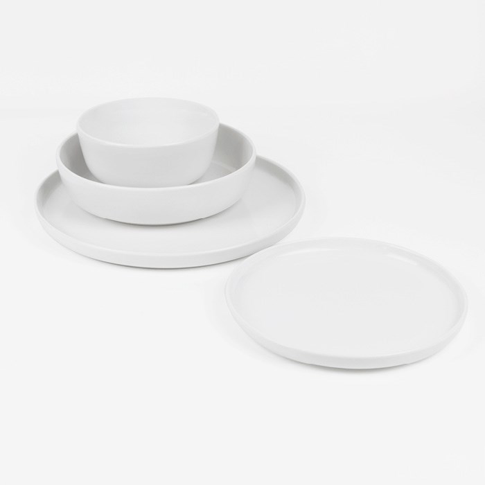 Plytký tanier FUTURE 27 cm, biely porcelán