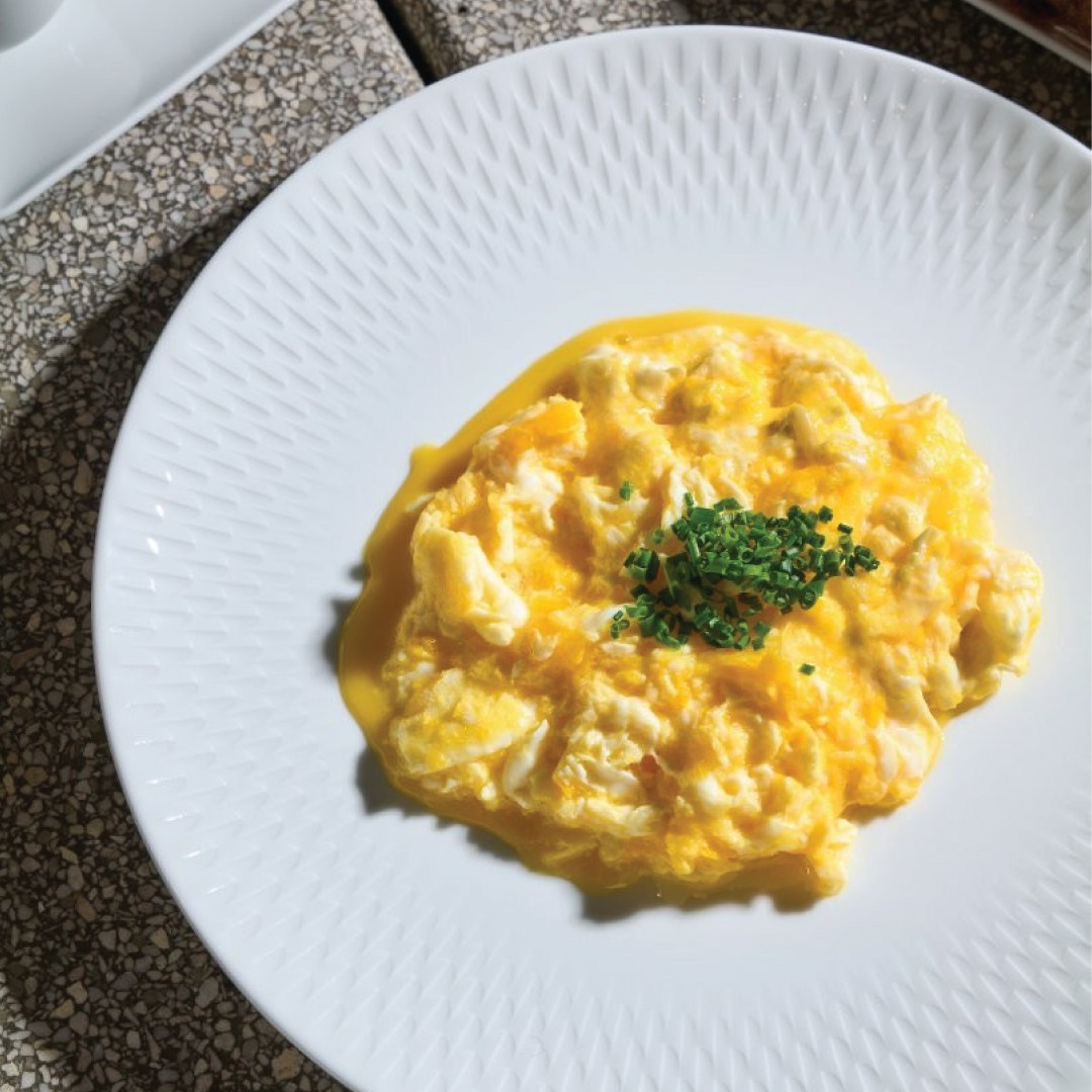 Purity Reflections tanier plytký so širokým okrajom, relief 30 cm