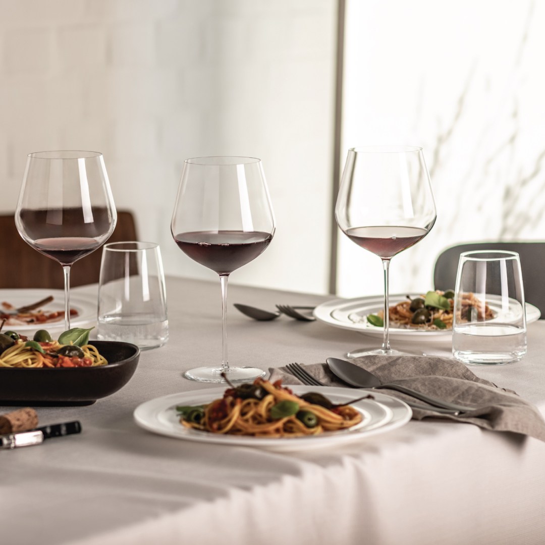 Poháre na burgundské MOVE 848 ml