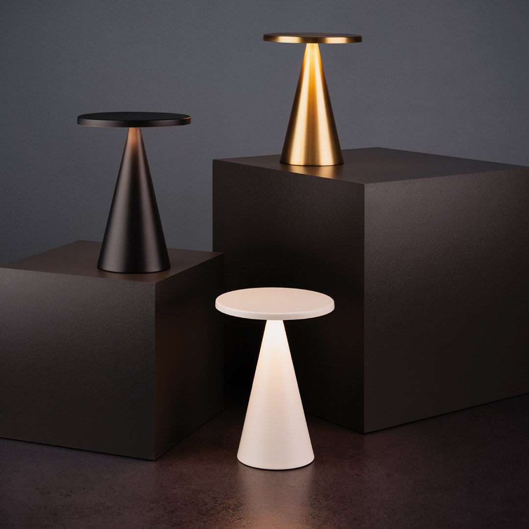 Stolová lampa CONE zlatá, výška 18 cm