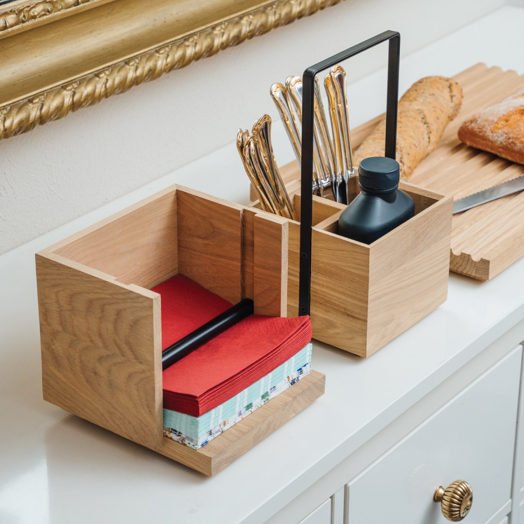 stojanček na obrúsky VALO 19x19x16 cm drevený