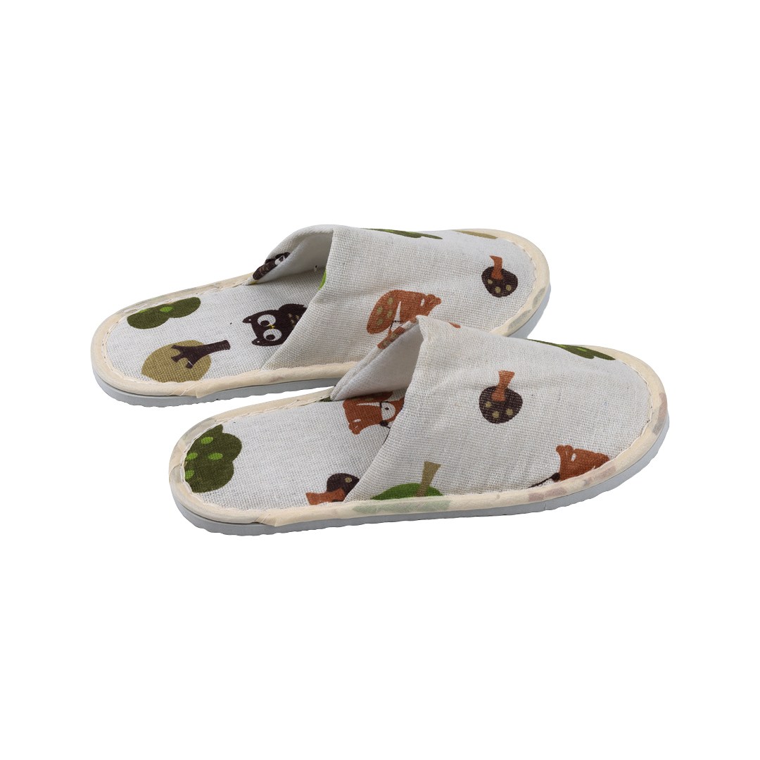 Detské šľapky zatvorené 23x9,5 cm, hrúbka podrážky 1,1 cm, motív lesné zvieratká