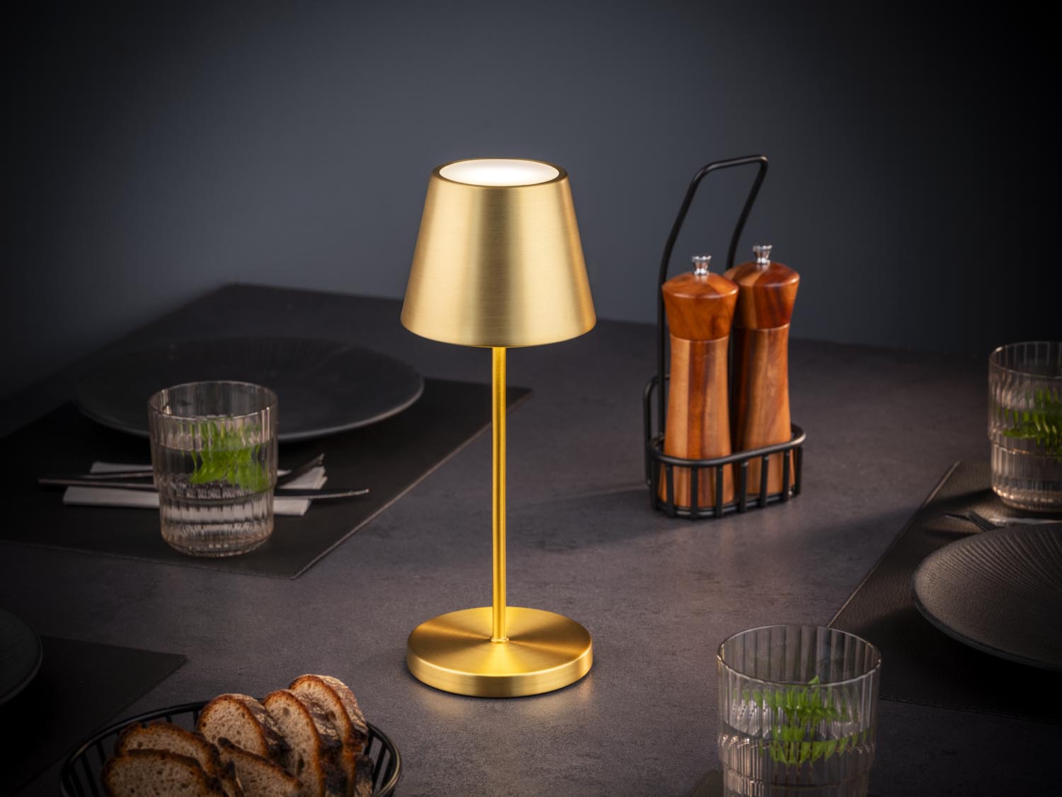 lampa stolná MERLE, kov, zlatá, priemer. 11 cm, v. 30,5 cm