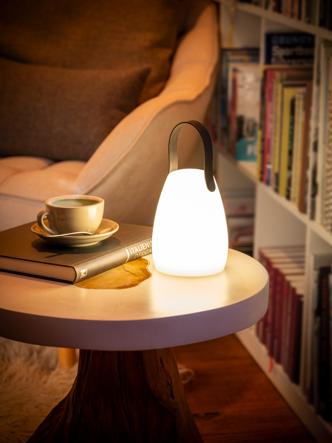 lampa stolná NIELS, plast, biela, priemer. 11 cm, v. 16 cm