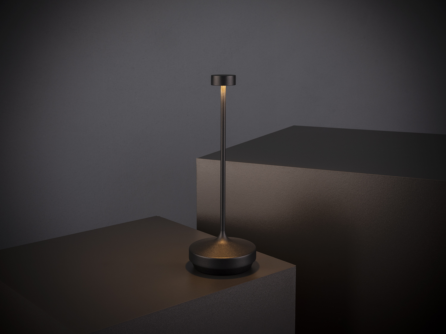 lampa stolná NISSRIN, kov, čierna, priemer. 8 cm, v. 25 cm