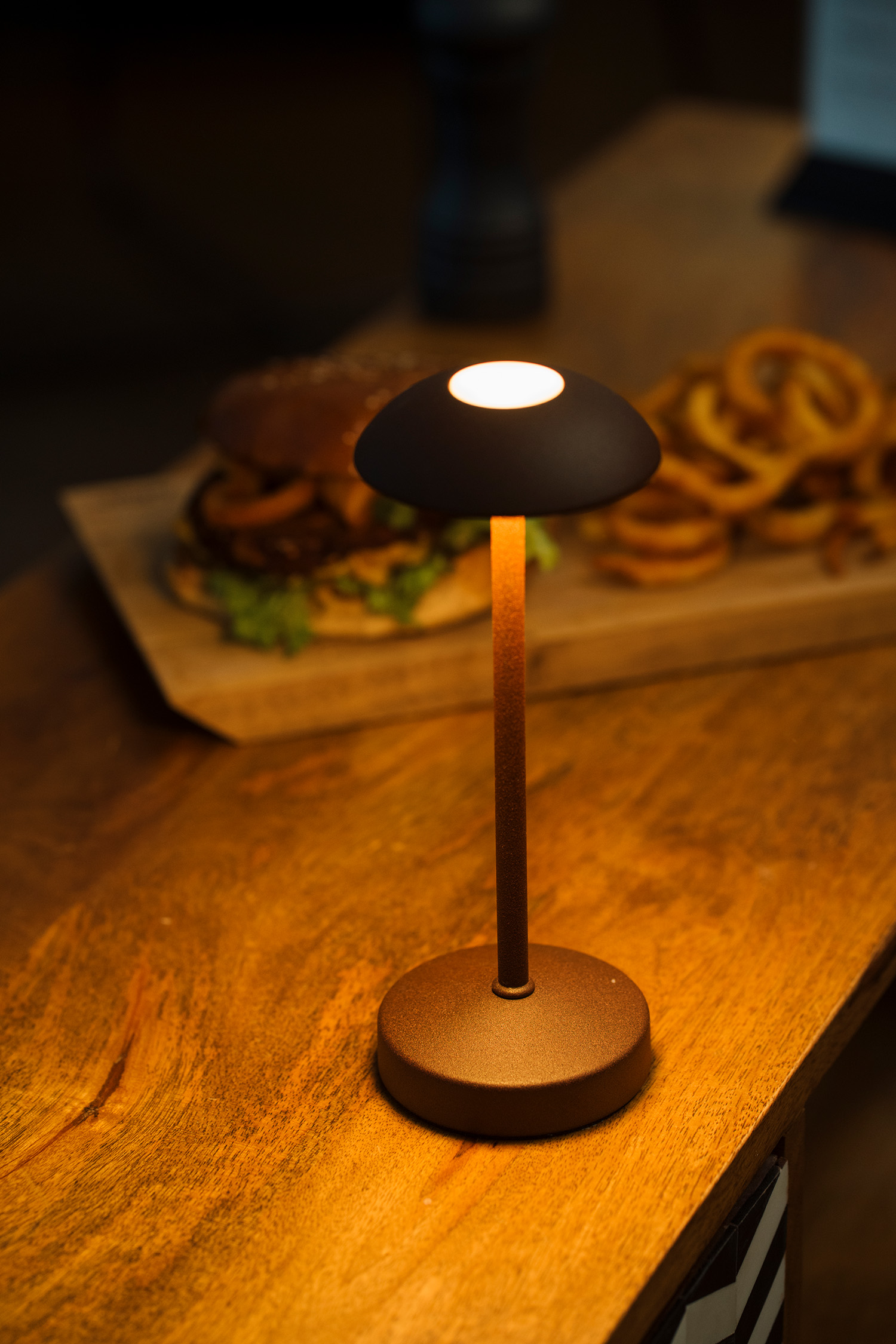 lampa stolná ALVA, kov, hnedá, priemer. 8 cm, v. 20 cm