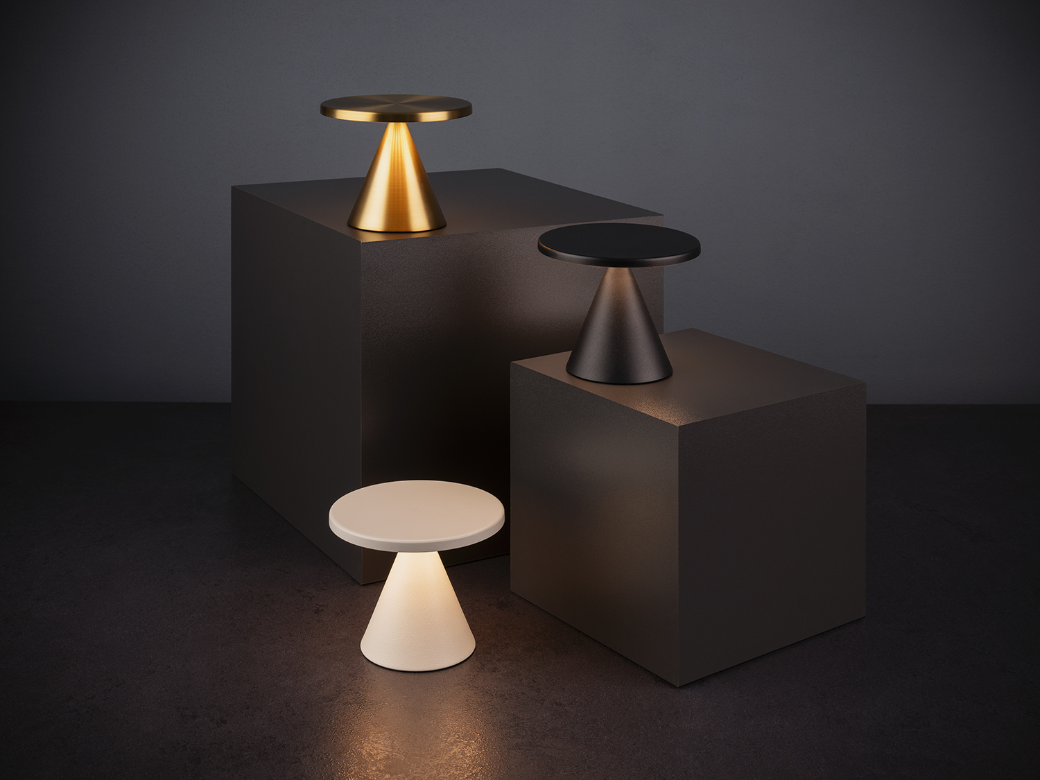lampa stolná CONE MINI, kov, biela, priemer. 13 cm, v. 11,5 cm