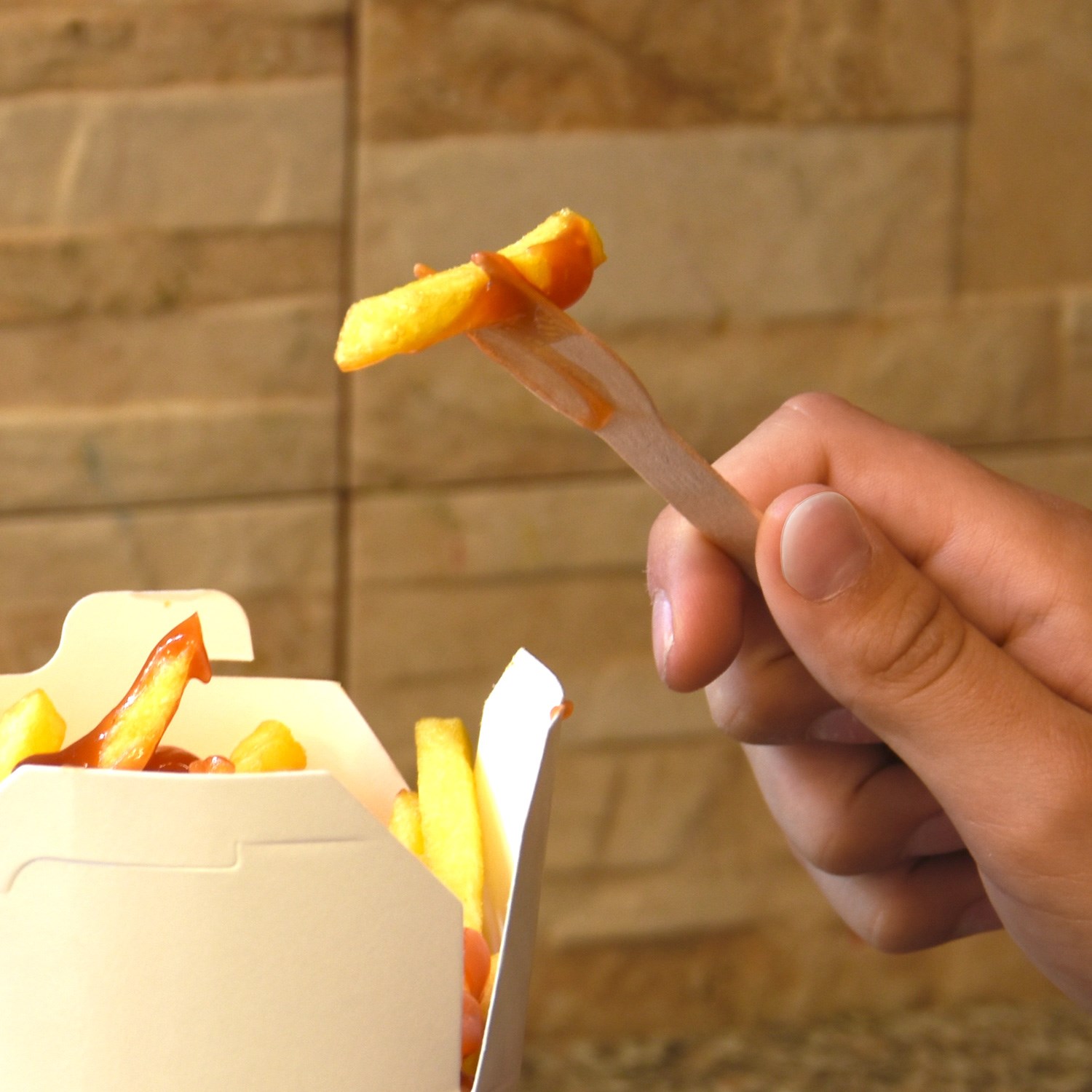 Vidlička na hranolky drevená 8,5 cm 1000 ks