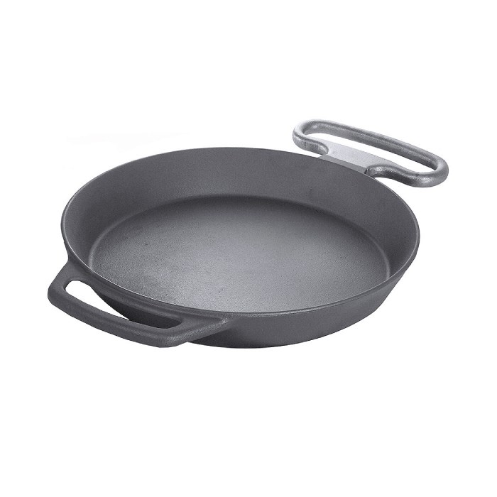 large iron frying pan 65cm